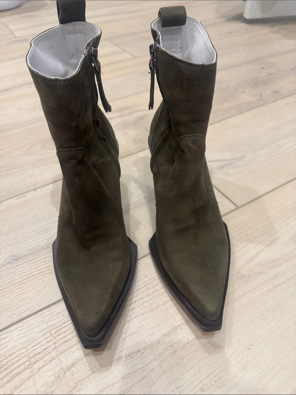 ONCEPT Nashville Ankle Boots | Autumn Moss | Size 6